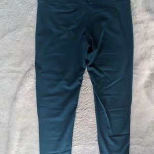 NWT Oalka Yoga Pants Running Leggings Teal - Large